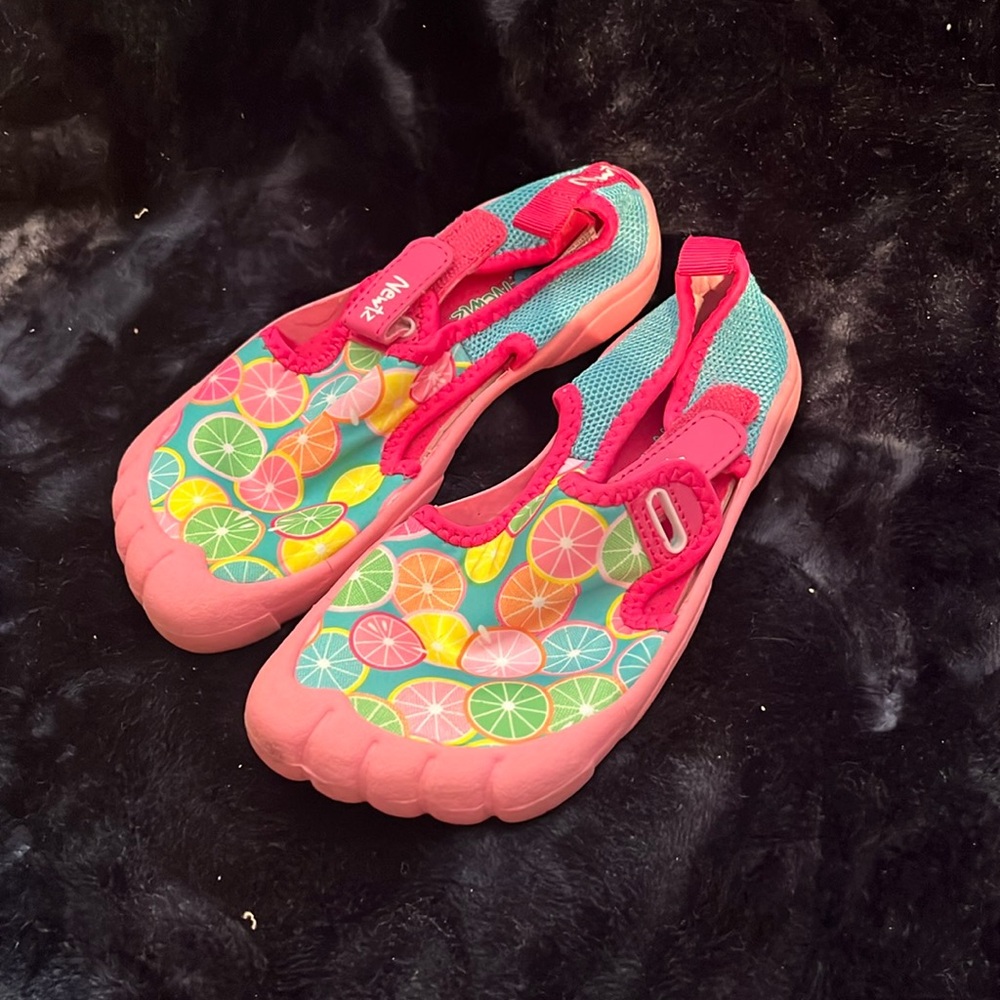 Kids swim shoes